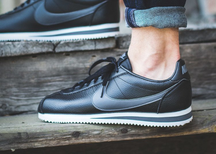 Nike Classic Cortez Leather (749571-011)