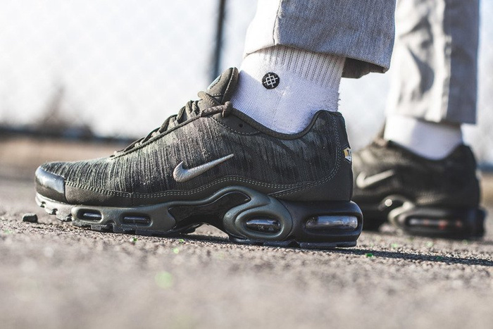 Nike Air Max Plus TN (845006-300)