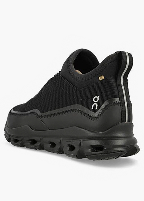 ON Cloudaway Waterproof Suma