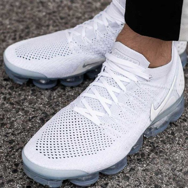 Nike Air VaporMax Flyknit 2 (942842-100)