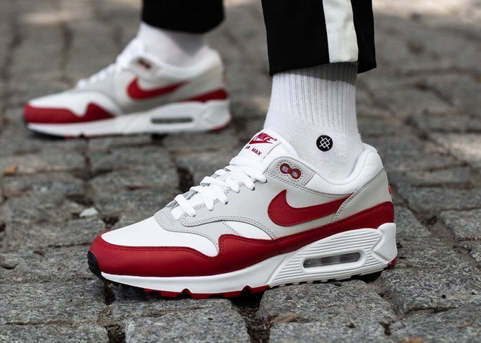 Nike Air Max 90/1 (AJ7695-100)