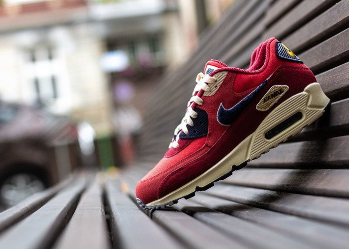 Nike Air Max 90 Premium SE (858954-600)