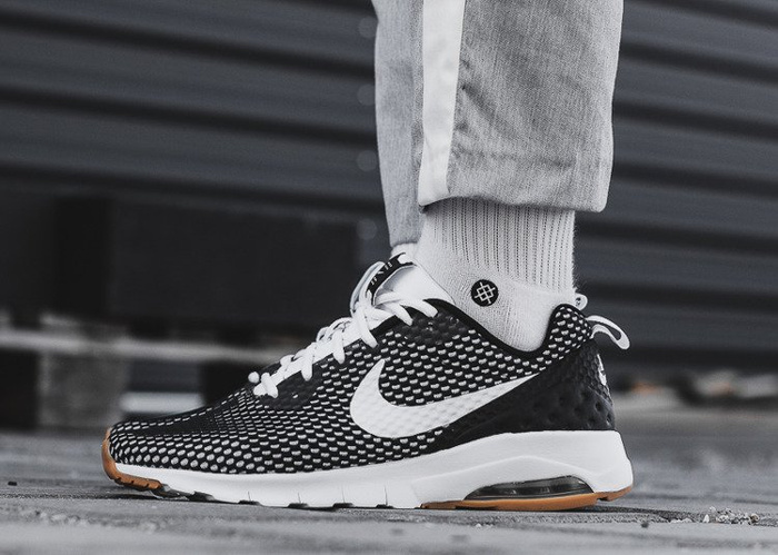 Nike Air Max Motion LW (844836-013)