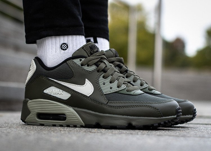 Nike Air Max 90 Mesh  (833418-302)