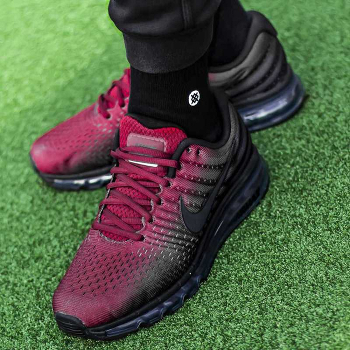 Nike Air Max 2017 ''Black-Black-Team Red''