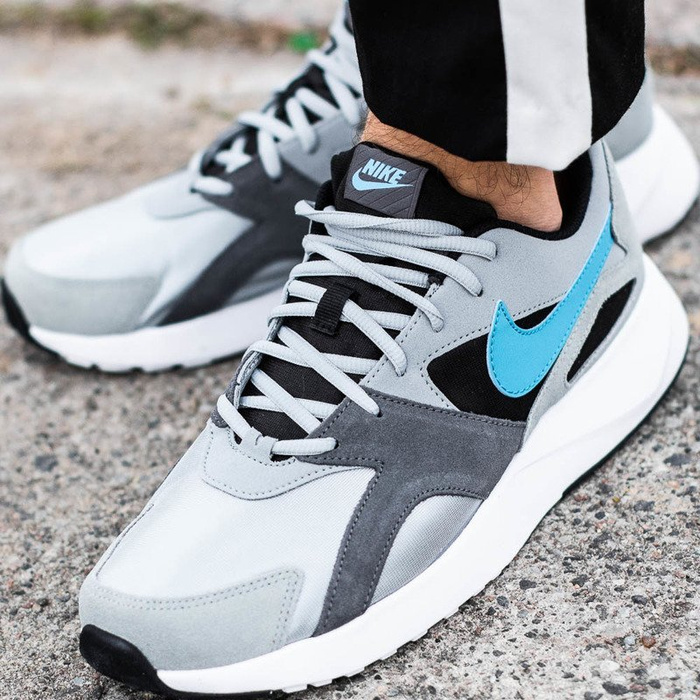 Nike Pantheos Trainers (916776-003)