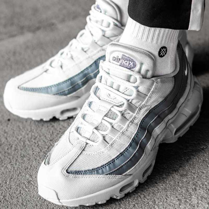 Nike Air Max 95 Essential (749766-036)