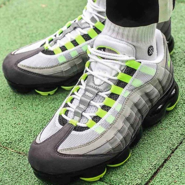 Buty sportowe męskie Nike Air VaporMax 95  (AJ7292-001)