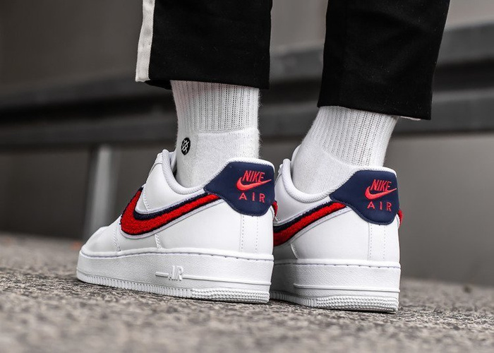 Nike Air Force 1 07'' LV8 (823511-106)