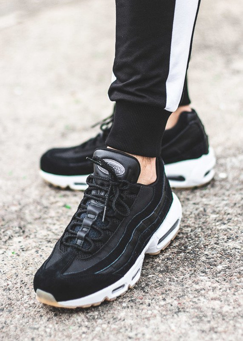 Nike Air Max 95 Premium (538416-016)