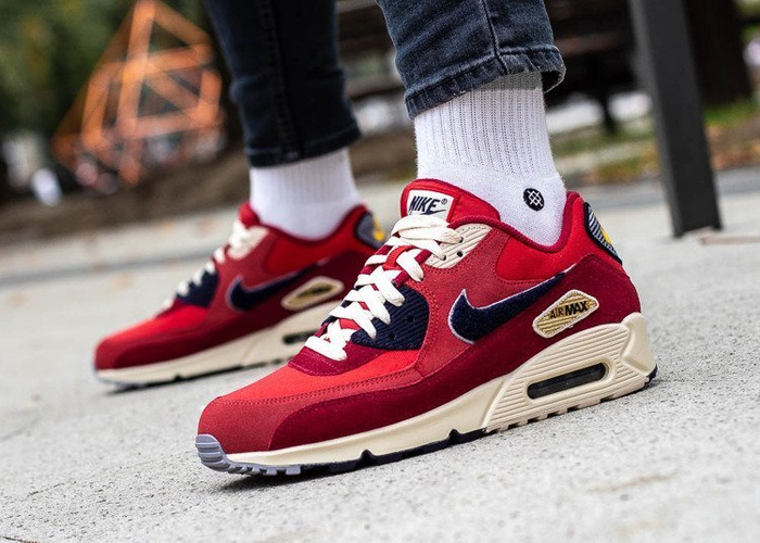 Nike Air Max 90 Premium SE (858954-600)