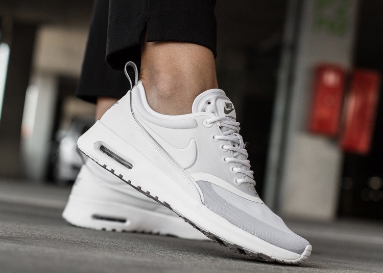 Air max thea nere hotsell e bianche