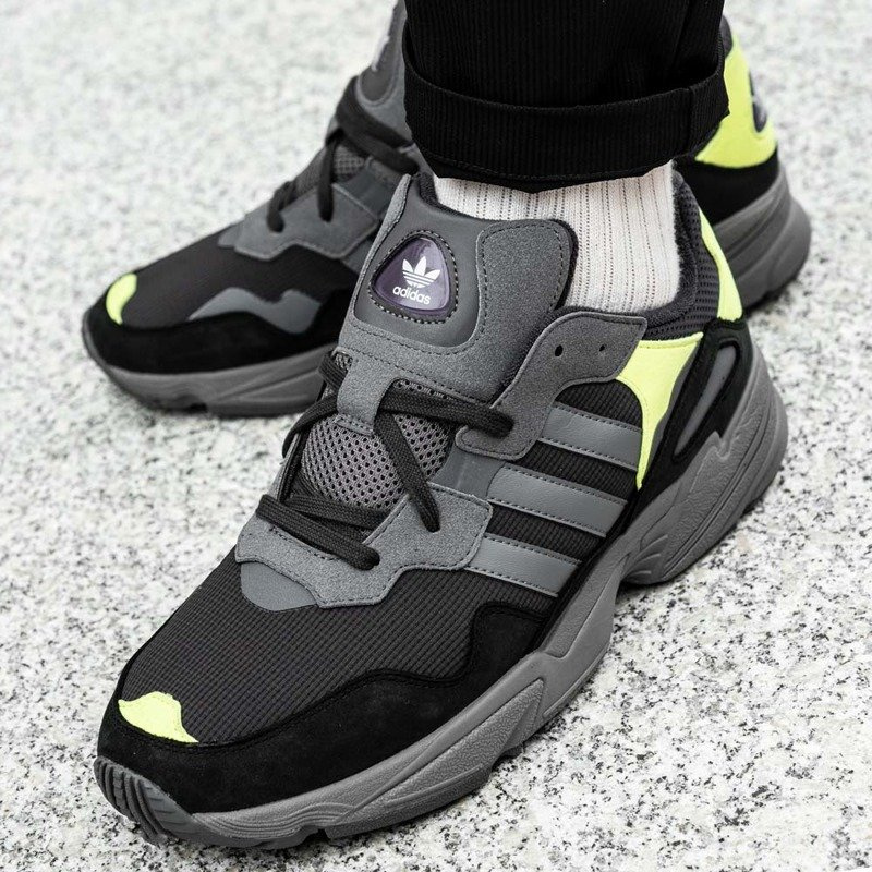 adidas Originals Yung 96 F97180 40 00 Sneaker Peeker I migliori sconti Calzature abbigliamento e accessori Street Trekking Sport Lifestyle