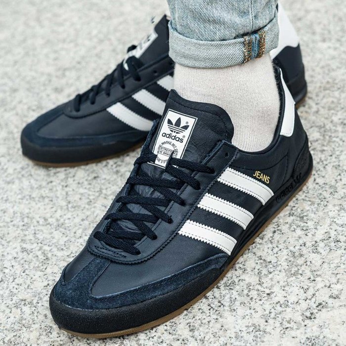 Adidas Jeans (BD7682)