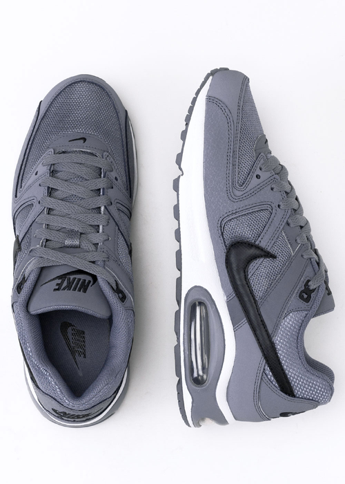 NIKE AIR MAX COMMAND