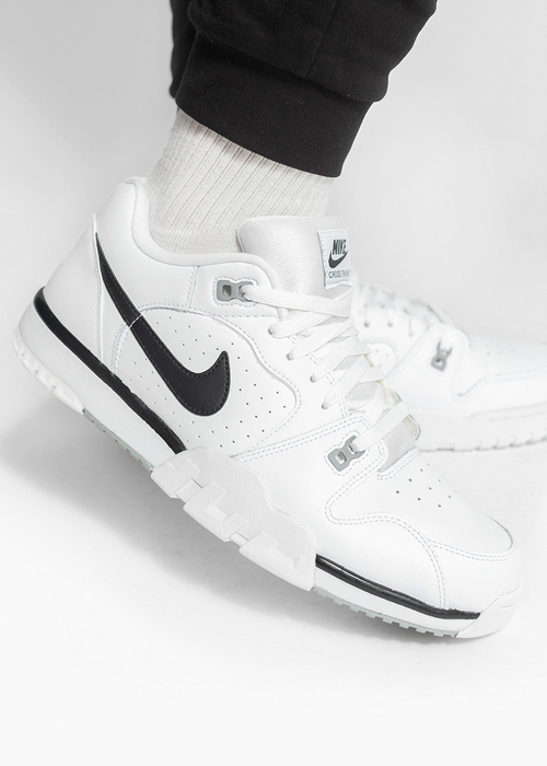 NIKE CROSS TRAINER