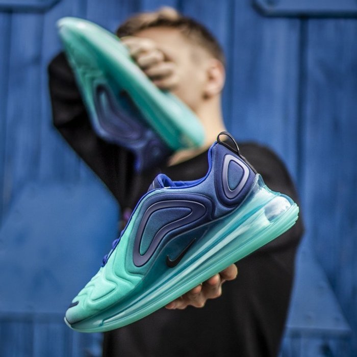 Nike Air Max 720 (AO2924-400)