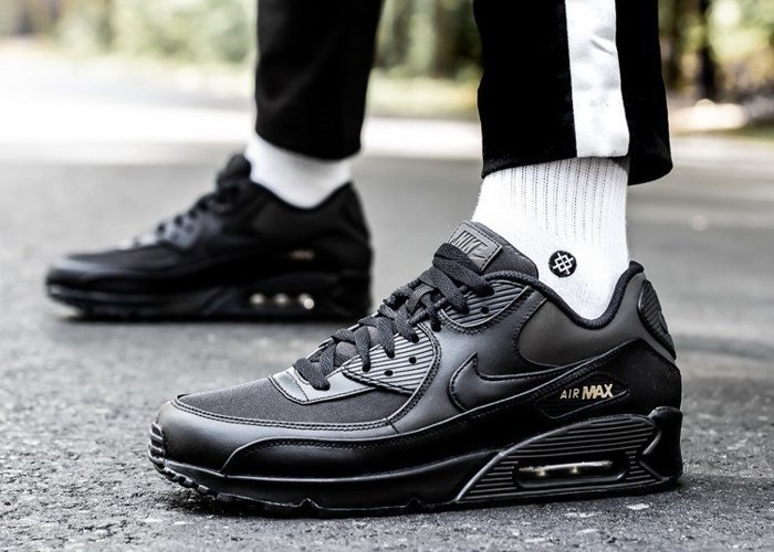 Nike Air Max 90 Premium (700155-011)