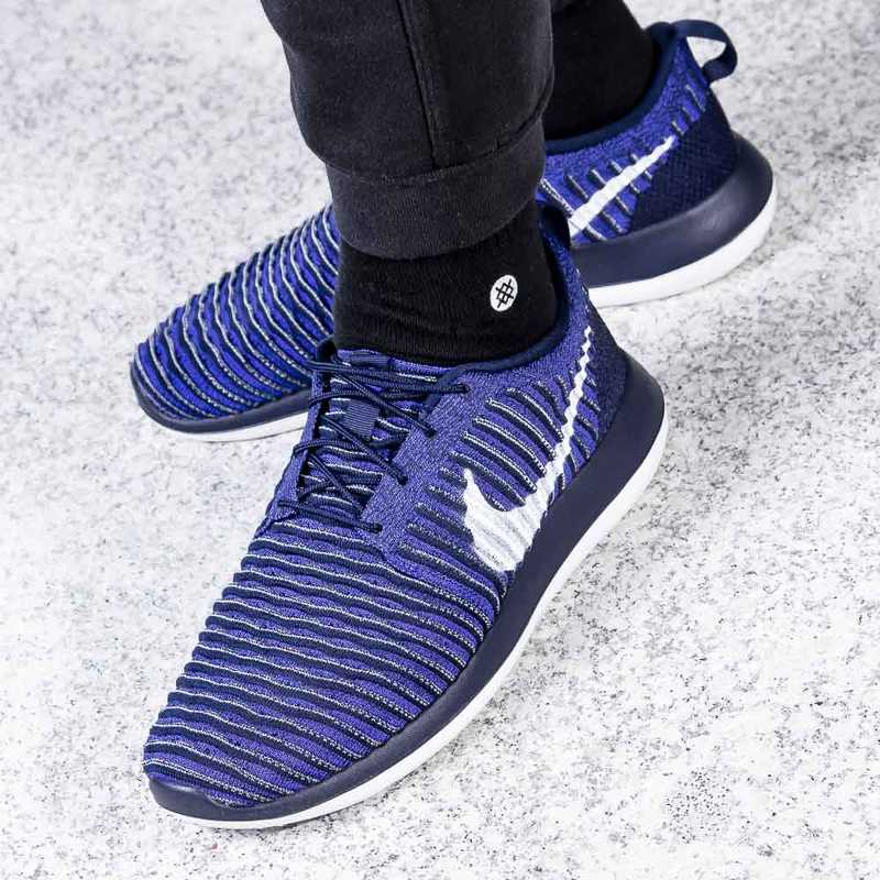 Nike Roshe Two Flyknit (844833-402)