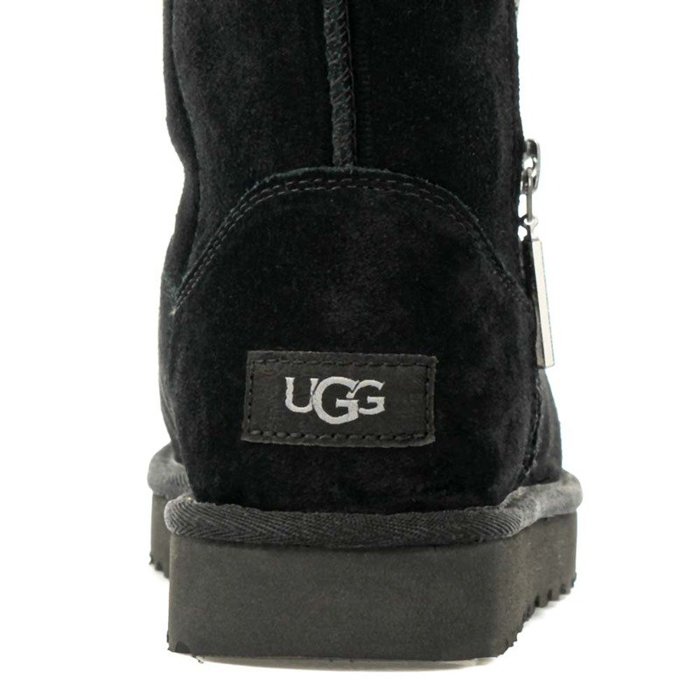 UGG W Classic Zip Boot (1103764-BLK)